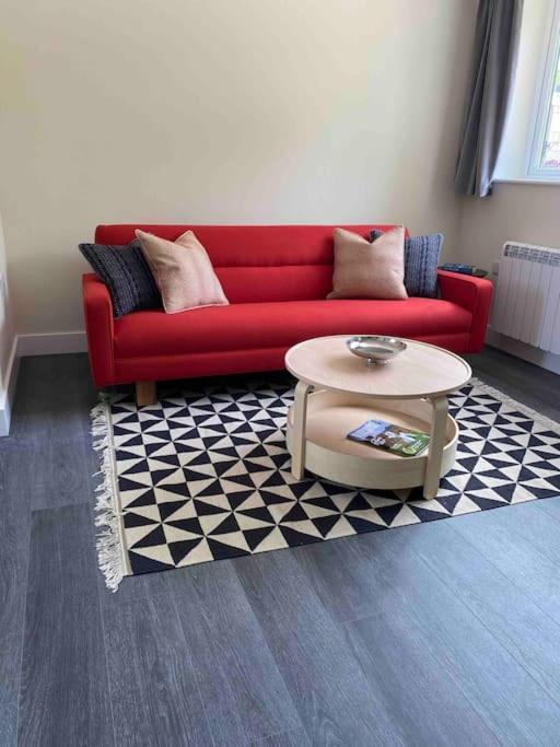 Larks Leaze Lodge, Steeple Ashton, Wiltshire Trowbridge Εξωτερικό φωτογραφία