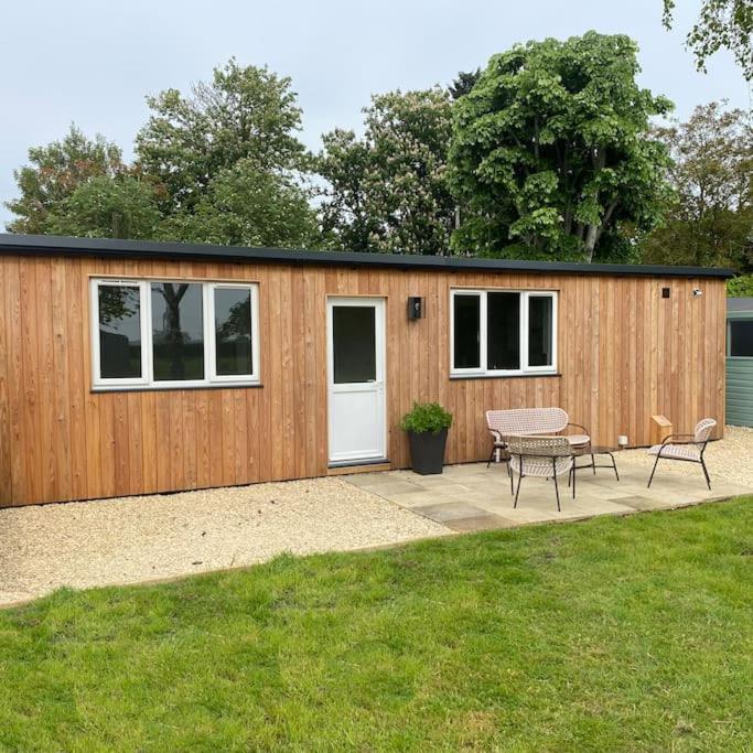 Larks Leaze Lodge, Steeple Ashton, Wiltshire Trowbridge Εξωτερικό φωτογραφία